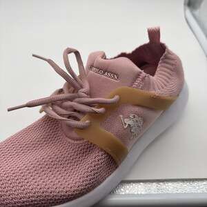 Women U.S. Polo Assn. Pink Slip on Sneakers Size 8